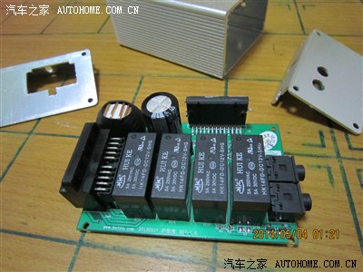 13款凯越收音机加装AUX 更换LCD背光